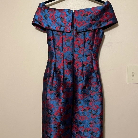 Slate & Willow‎ Off The Shoulder Floral Dress - Picture 8 of 14
